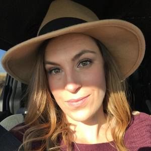 Meet your Posher, Leah